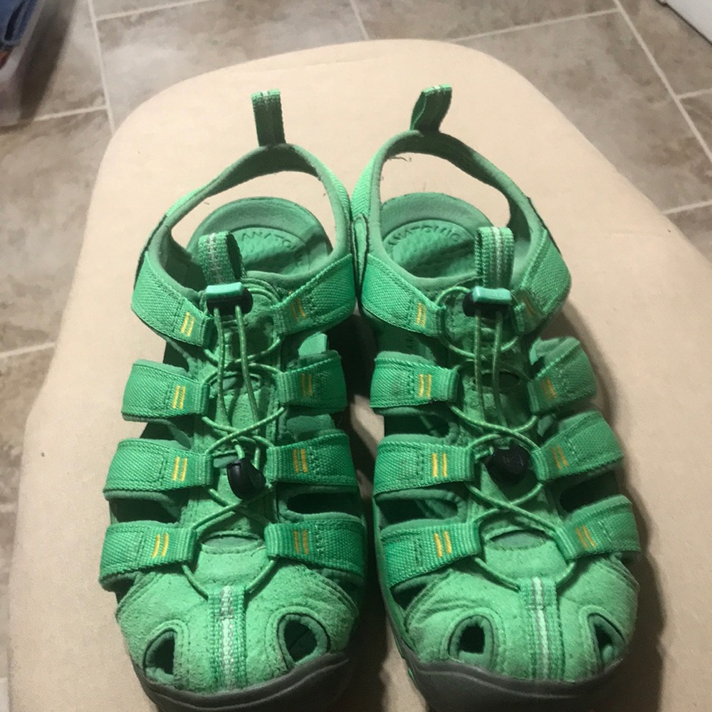 Keen shoes